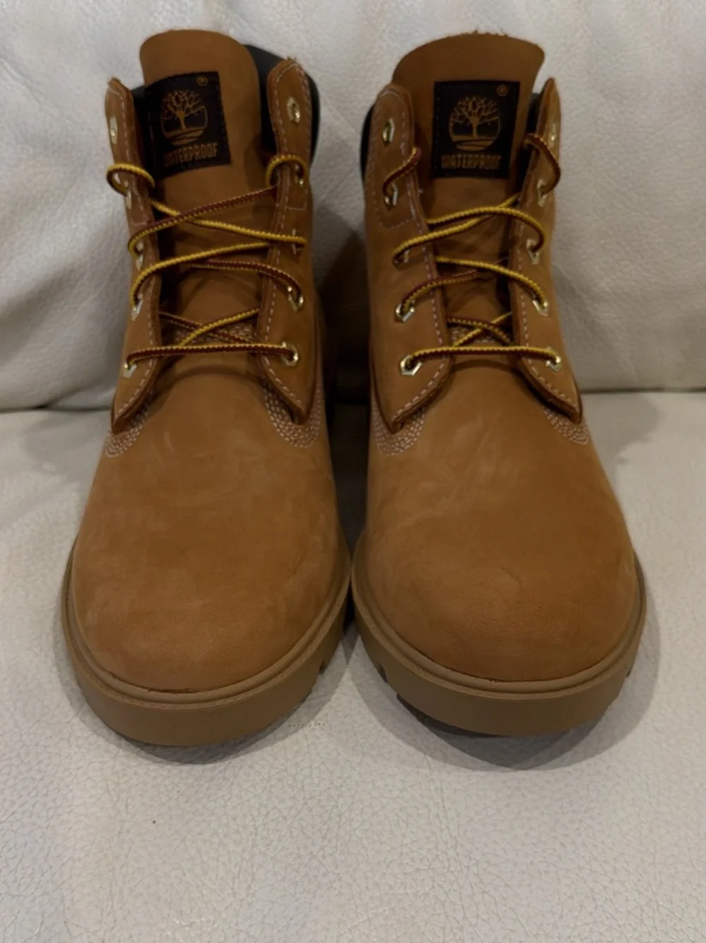 NWOT Timberland Wheat Nubuck Kids 6